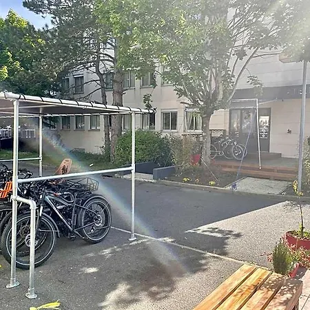 莱斯维瓦勒斯朗布依埃酒店 朗布依埃