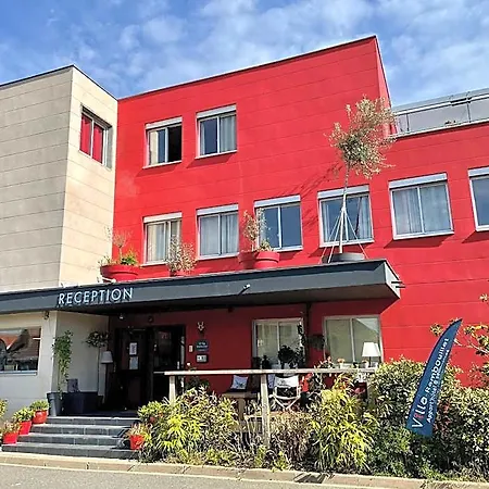 莱斯维瓦勒斯朗布依埃酒店 朗布依埃